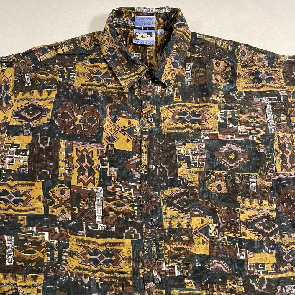 Vintage Todays News 100% Silk Casual Long Sleeve Button Up Size Large